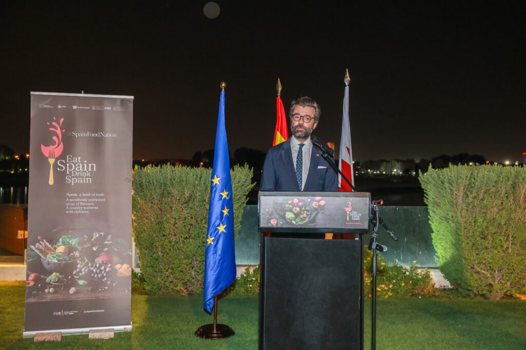 1. H.E. Dr. Alvaro Renedo Zalba